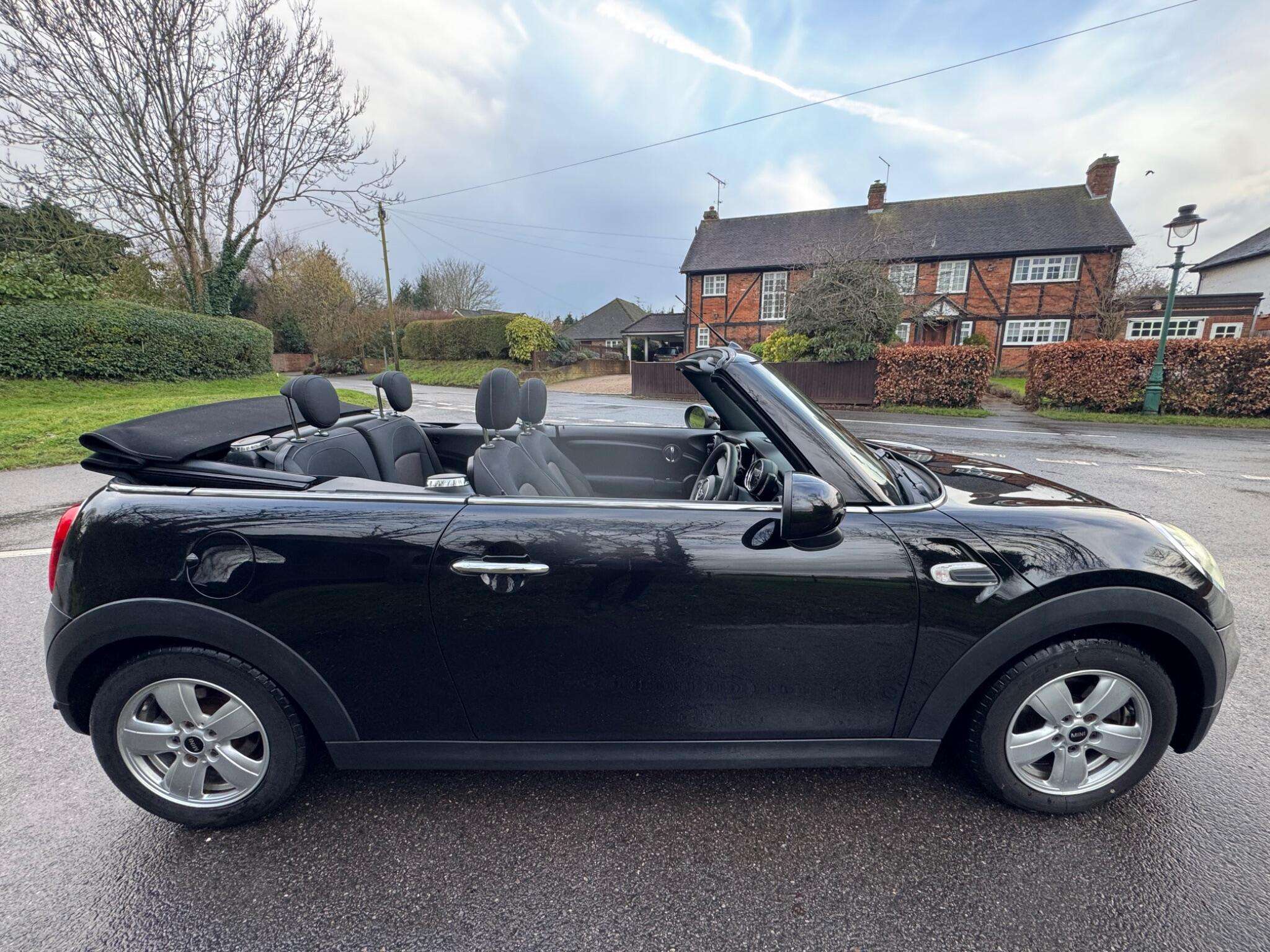 2018 MINI CONVERTIBLE 2018 MINI CONVERTIBLE