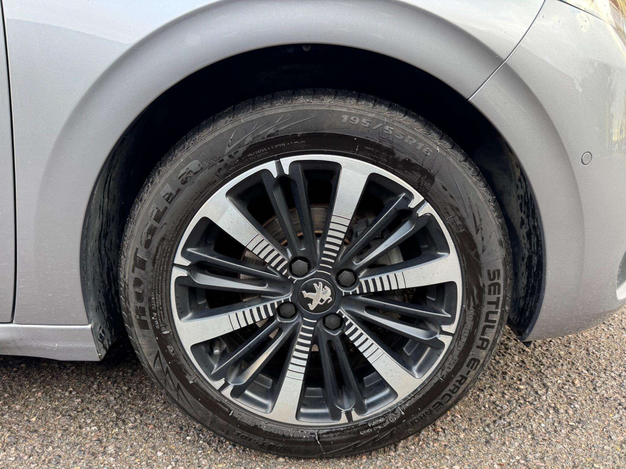 2019 PEUGEOT 208 2019 PEUGEOT 208