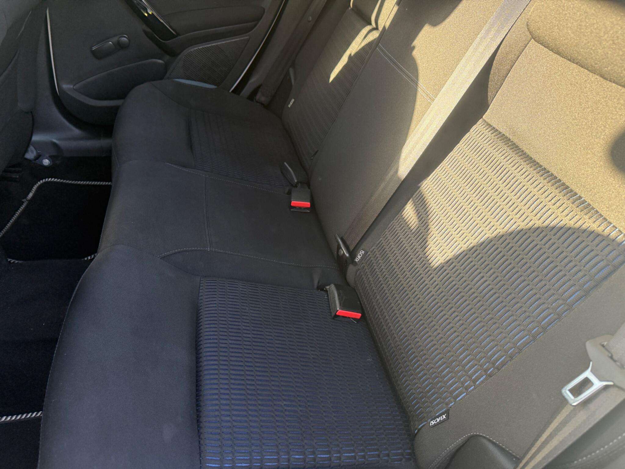 2014 PEUGEOT 208 2014 PEUGEOT 208