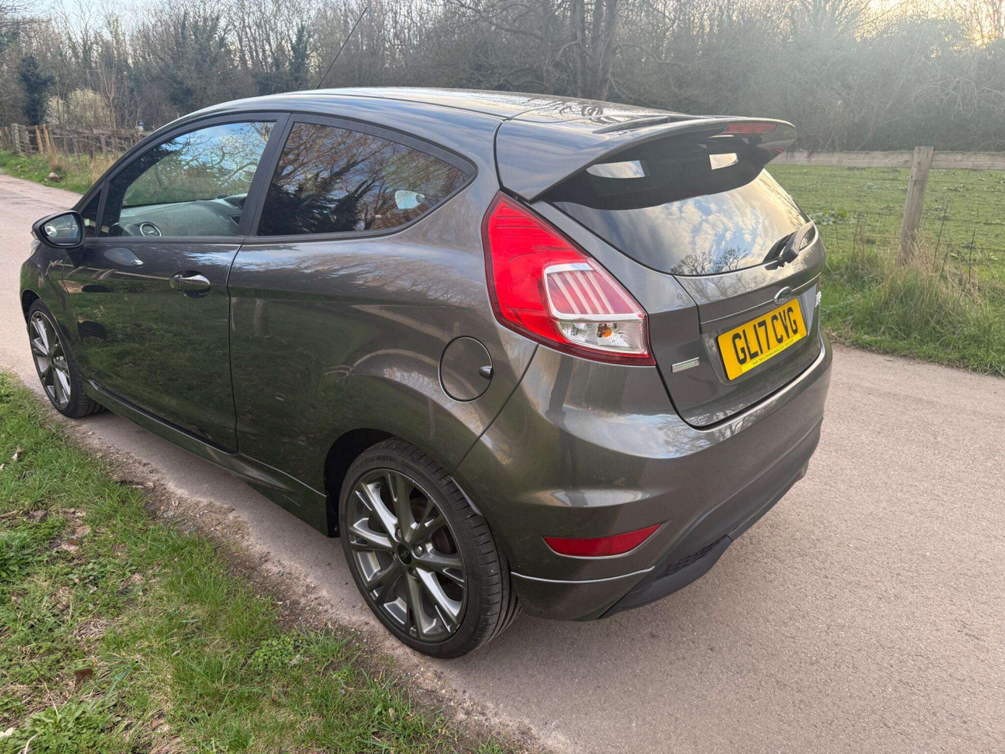 A 2017 FORD FIESTA 1.0T EcoBoost ST-Line Euro 6 (s/s) 3dr A 2017 FORD FIESTA 1.0T EcoBoost ST-Line Euro 6 (s/s) 3dr