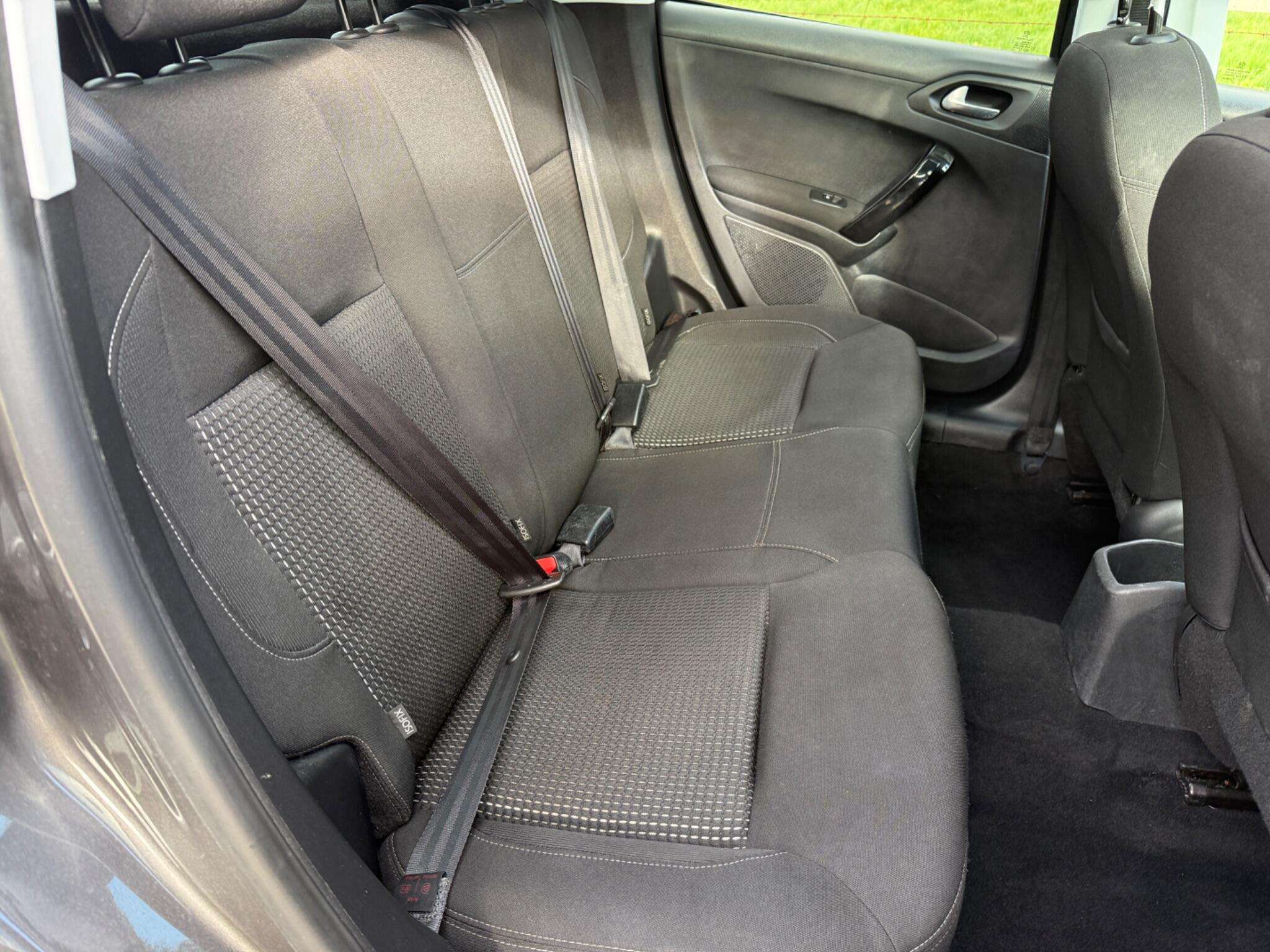 2018 PEUGEOT 208 2018 PEUGEOT 208