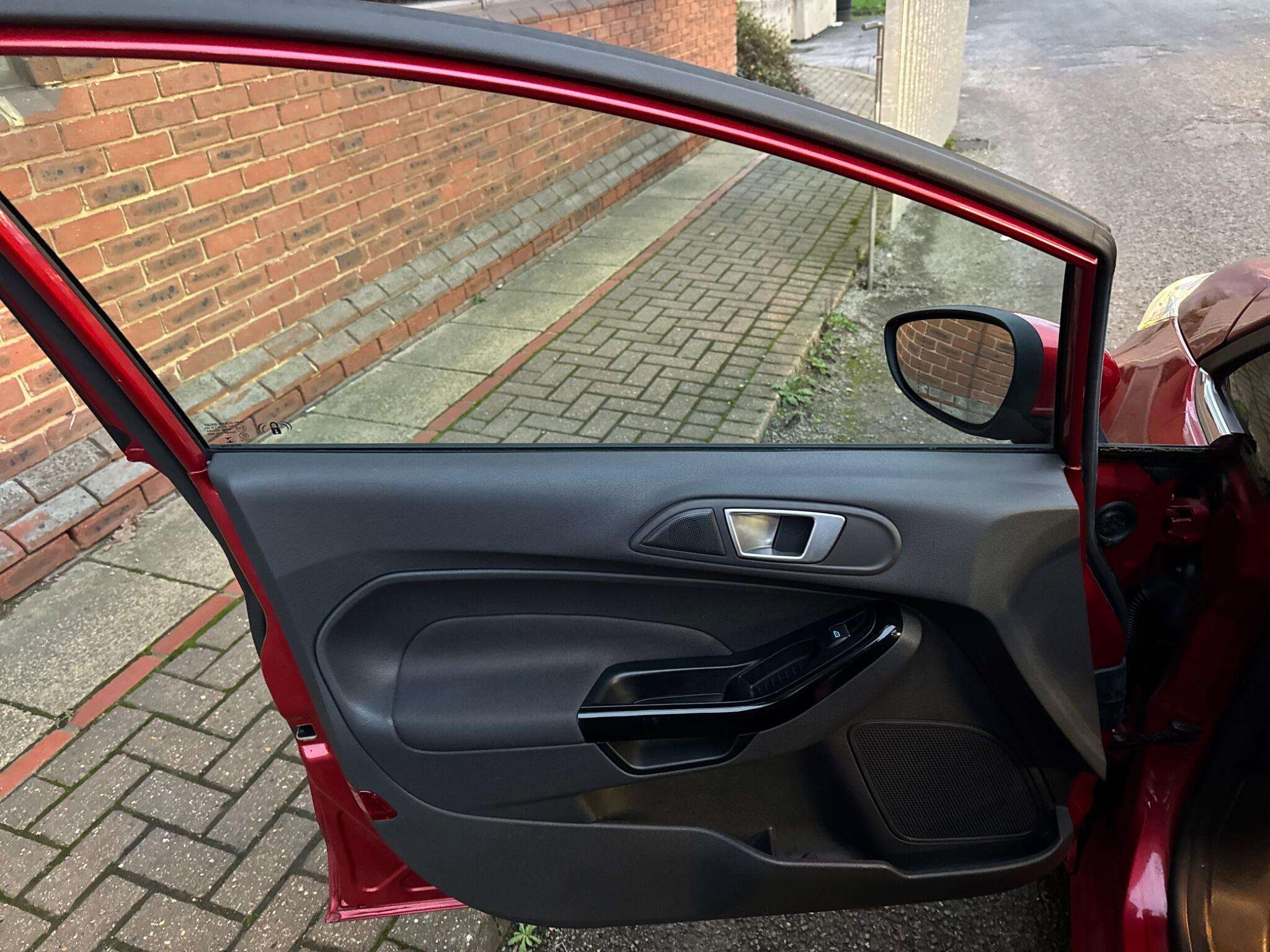 2016 FORD FIESTA 2016 FORD FIESTA