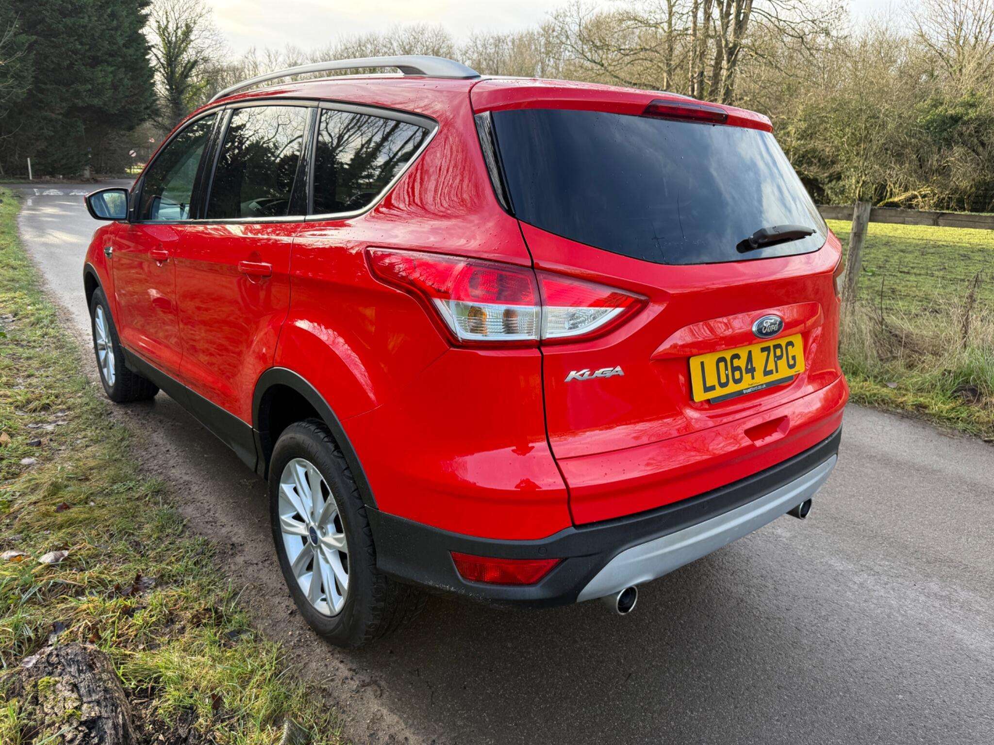 A 2015 FORD KUGA 2.0 TDCi Titanium AWD Euro 6 (s/s) 5dr A 2015 FORD KUGA 2.0 TDCi Titanium AWD Euro 6 (s/s) 5dr