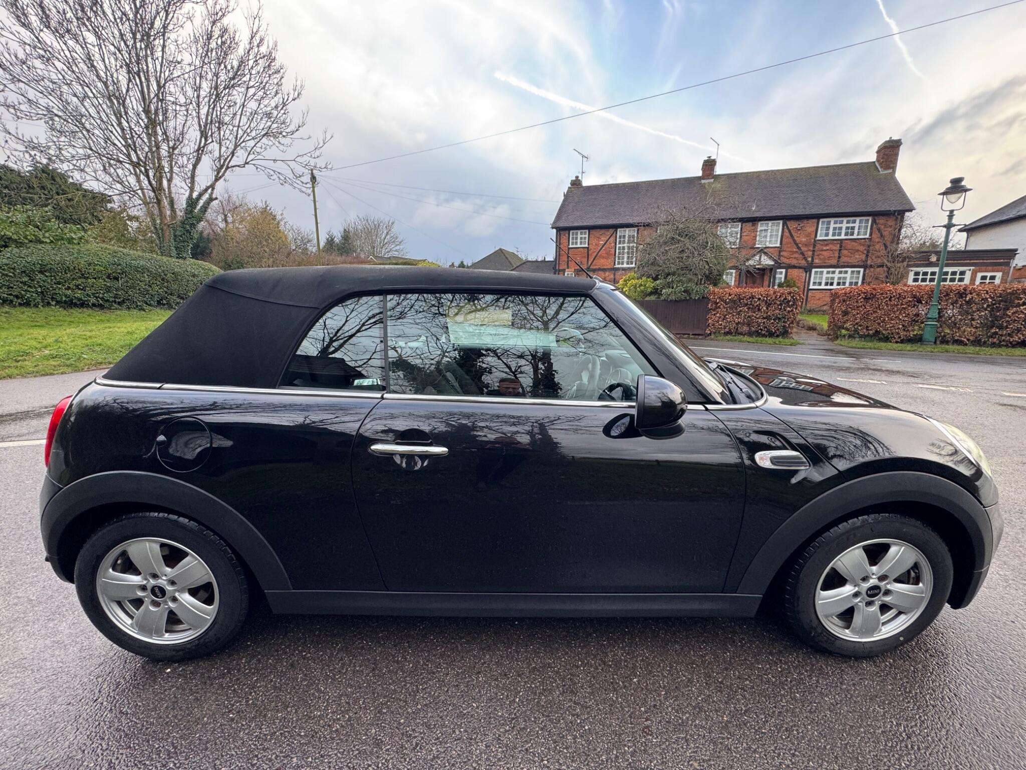 2018 MINI CONVERTIBLE 2018 MINI CONVERTIBLE