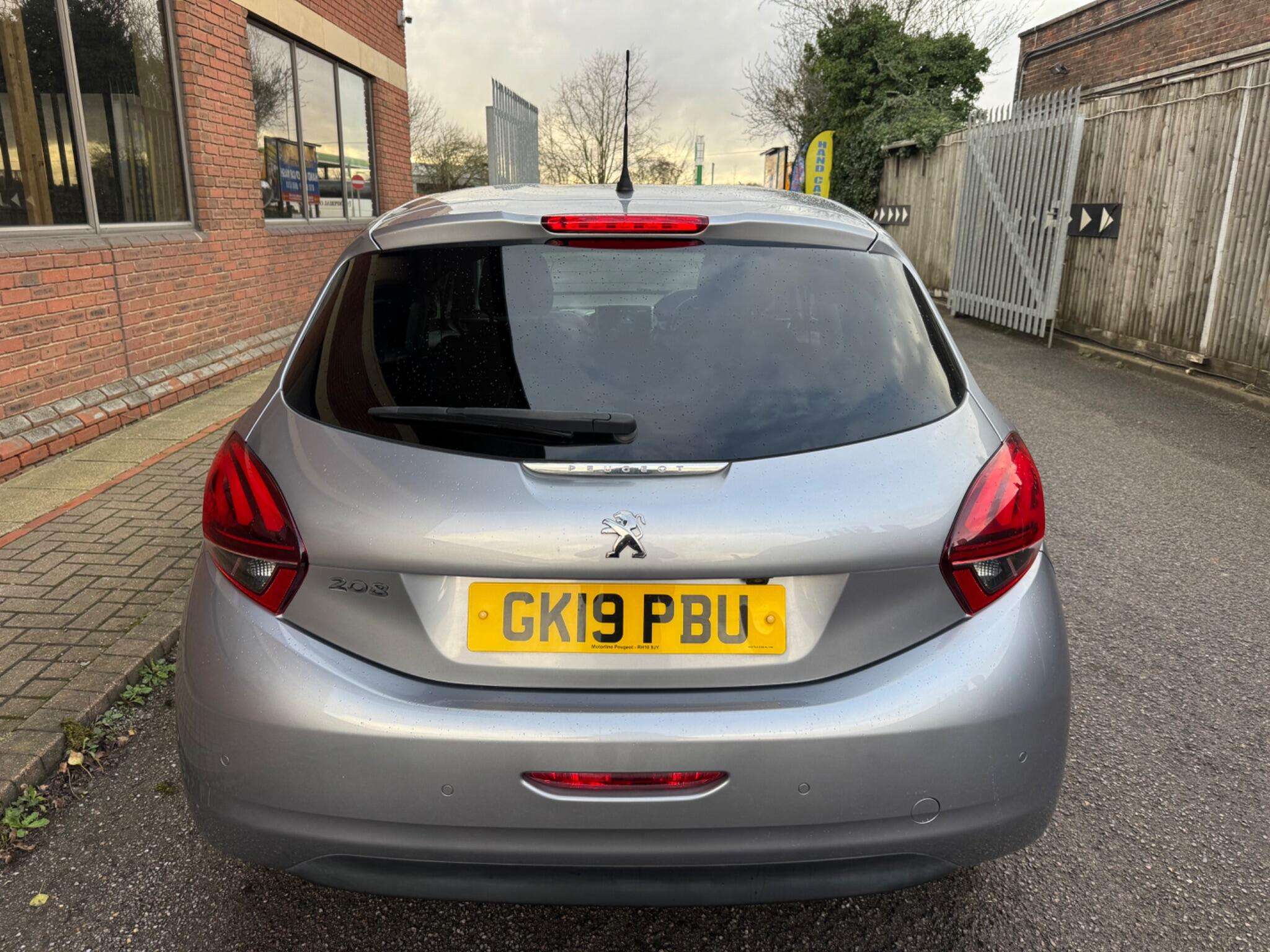 2019 PEUGEOT 208 2019 PEUGEOT 208