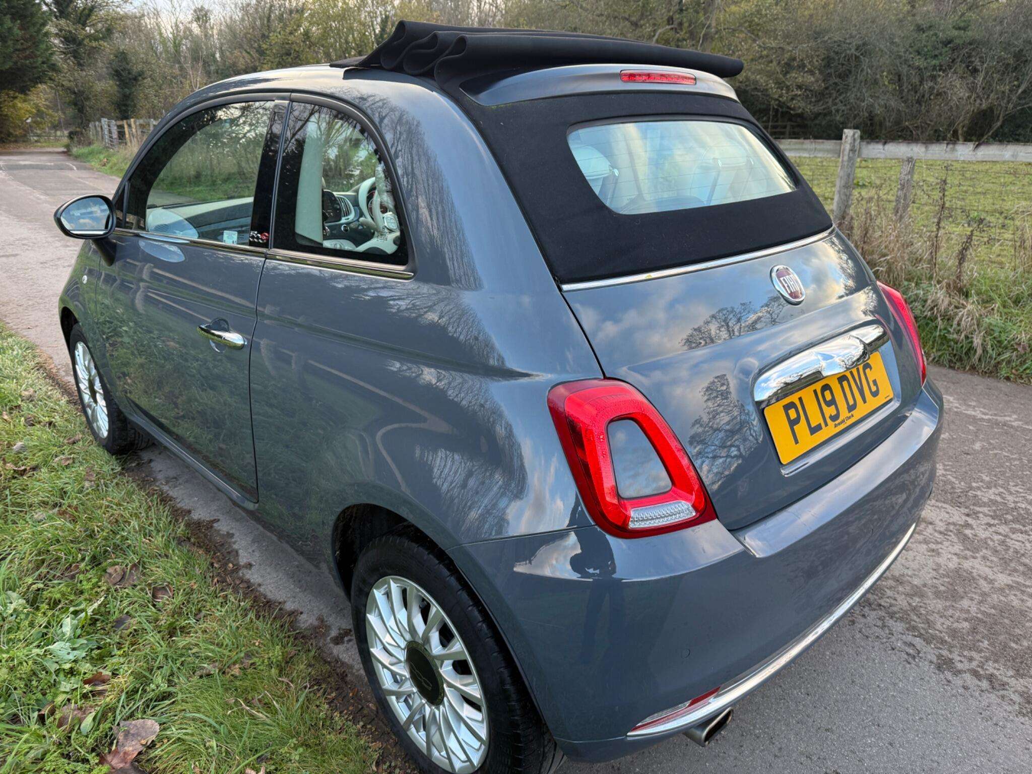 2019 FIAT 500C 2019 FIAT 500C