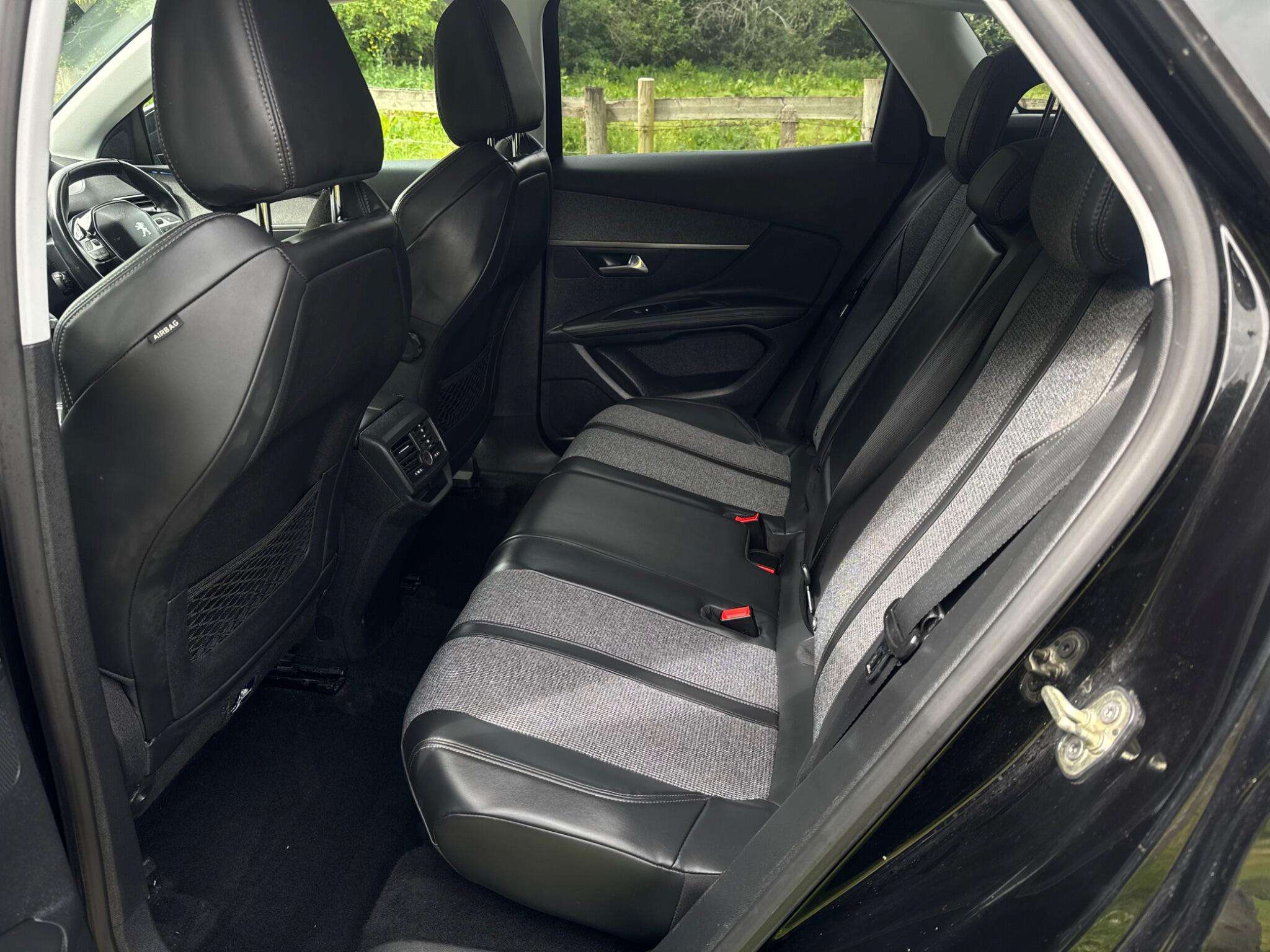 2018 PEUGEOT 3008 2018 PEUGEOT 3008