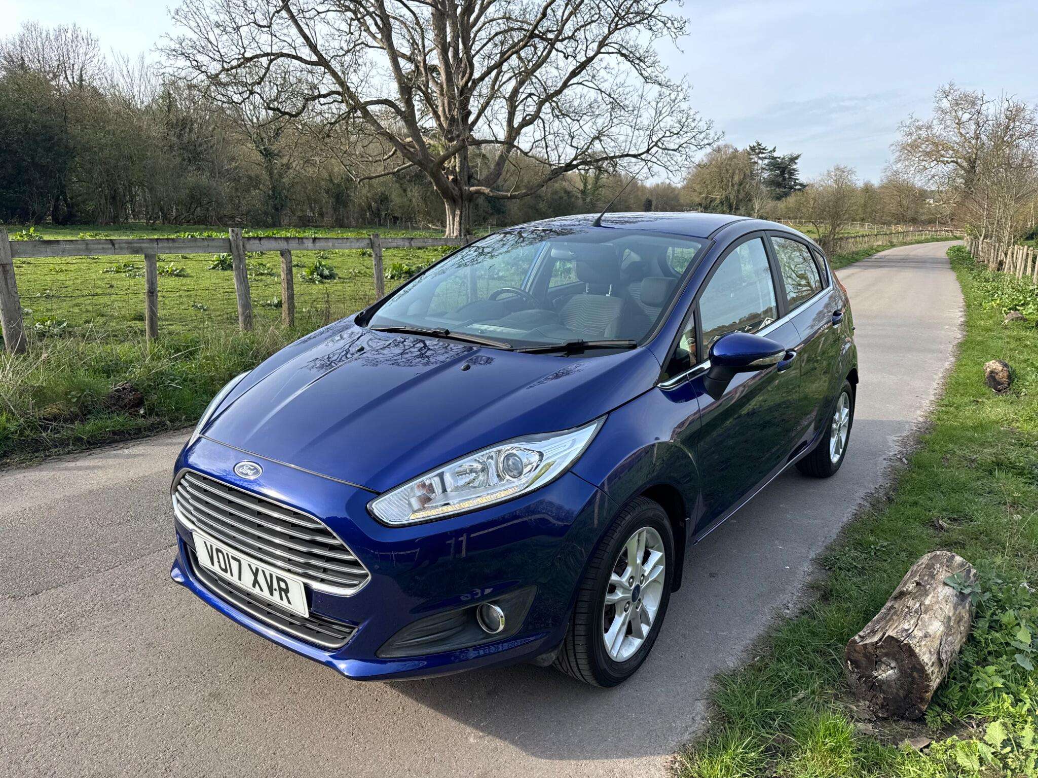 A 2017 FORD FIESTA 1.0T EcoBoost Zetec Euro 6 (s/s) 5dr A 2017 FORD FIESTA 1.0T EcoBoost Zetec Euro 6 (s/s) 5dr