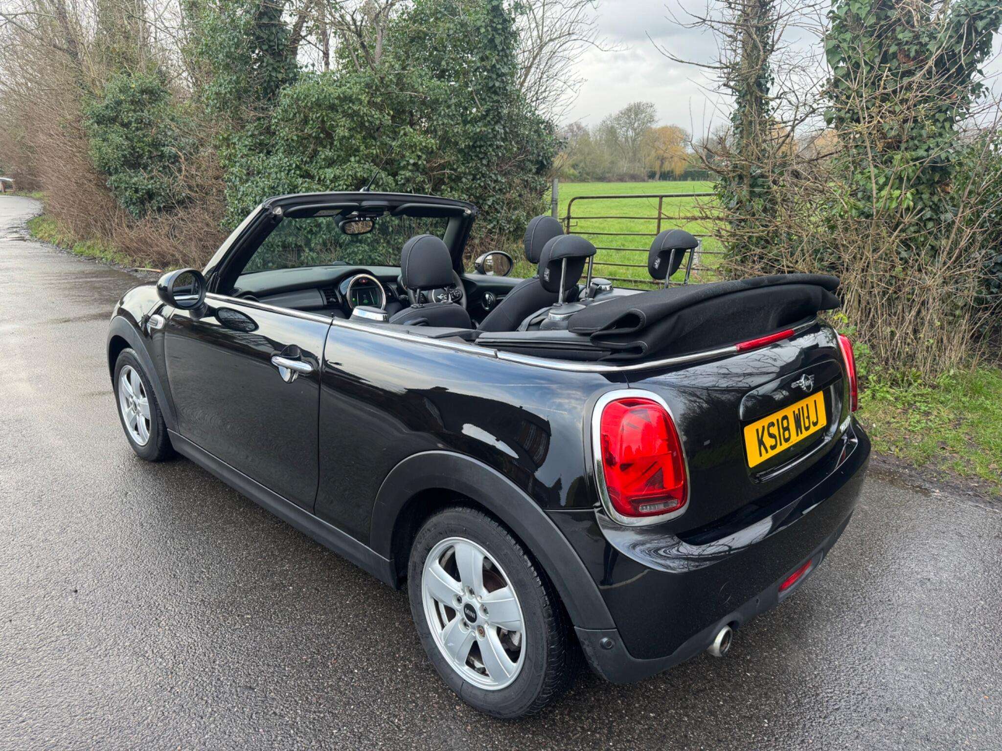 2018 MINI CONVERTIBLE 2018 MINI CONVERTIBLE
