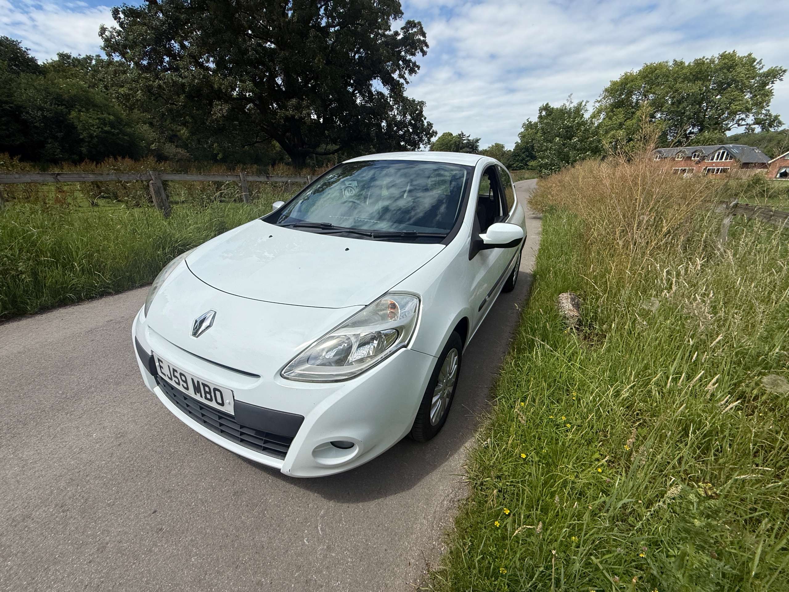 2009 RENAULT CLIO 2009 RENAULT CLIO