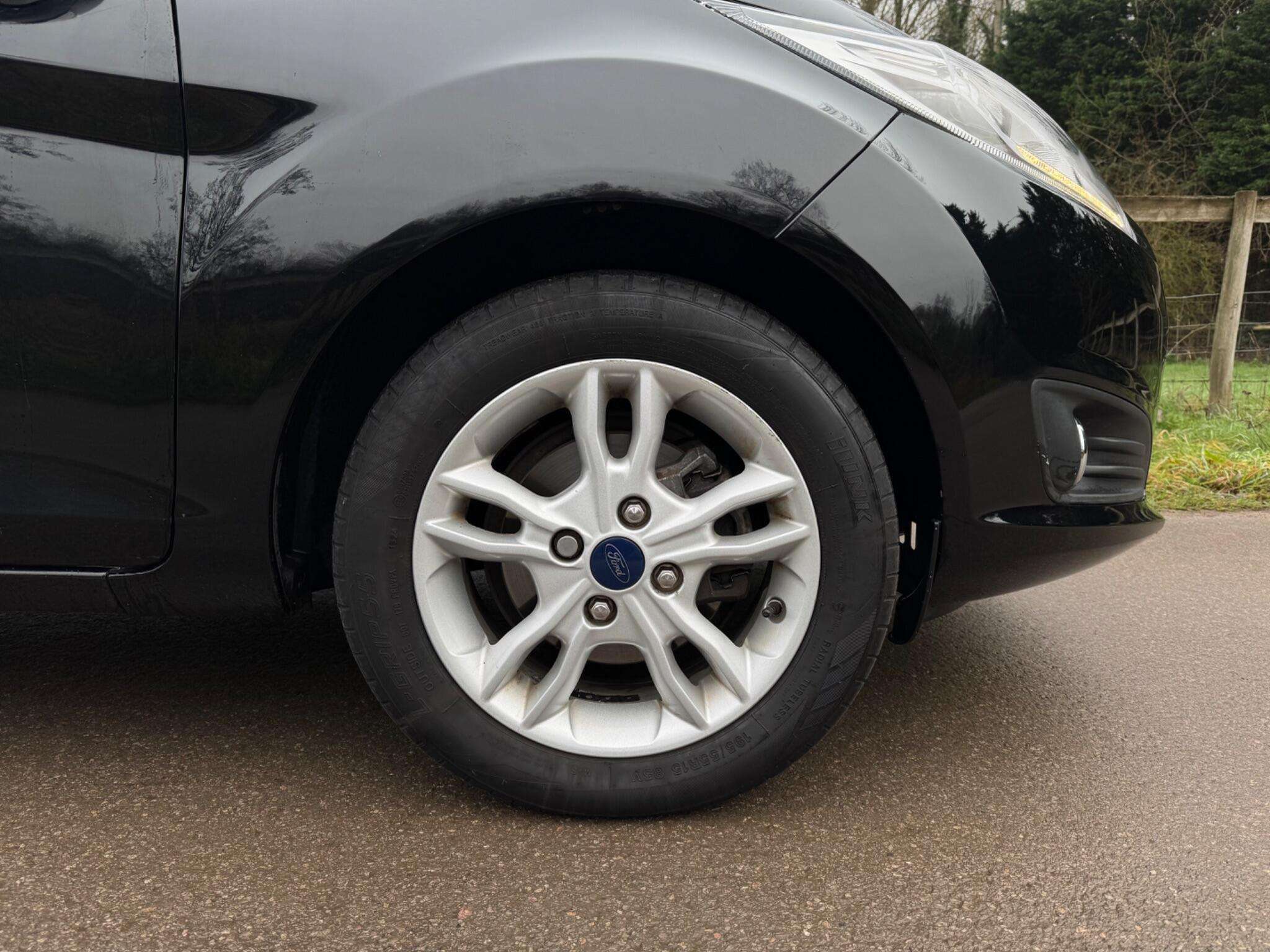 2016 FORD FIESTA 2016 FORD FIESTA