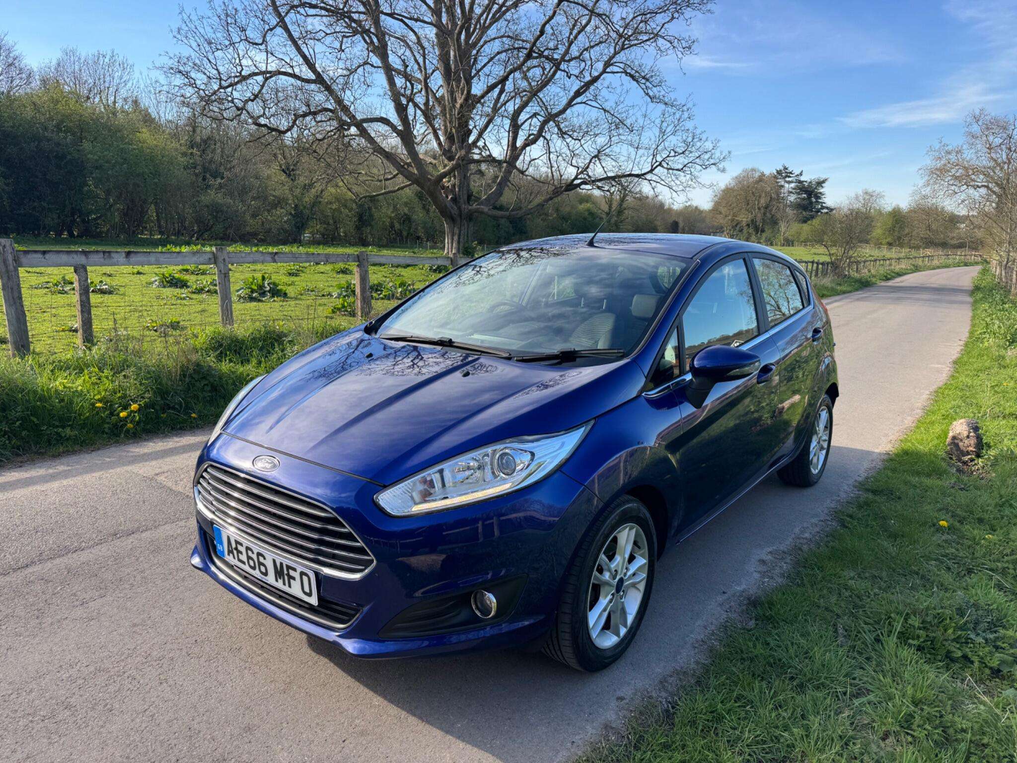 A 2016 FORD FIESTA 1.0T EcoBoost Zetec Euro 6 (s/s) 5dr A 2016 FORD FIESTA 1.0T EcoBoost Zetec Euro 6 (s/s) 5dr