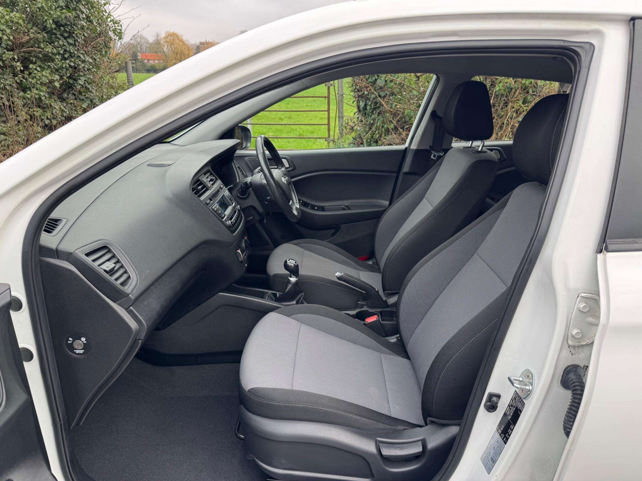 2017 HYUNDAI I20 2017 HYUNDAI I20