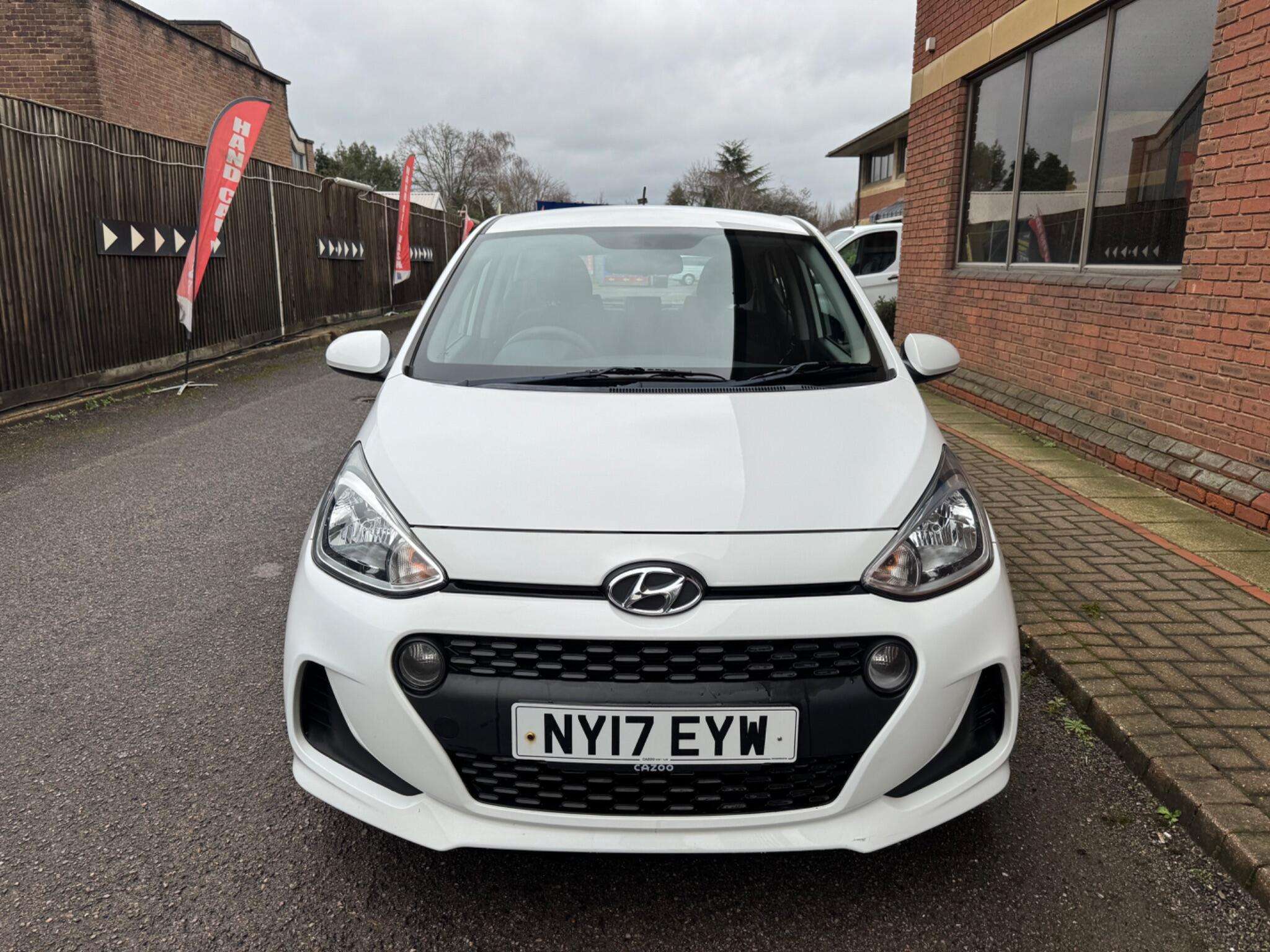 A 2017 HYUNDAI I10 1.0 SE Euro 6 5dr A 2017 HYUNDAI I10 1.0 SE Euro 6 5dr