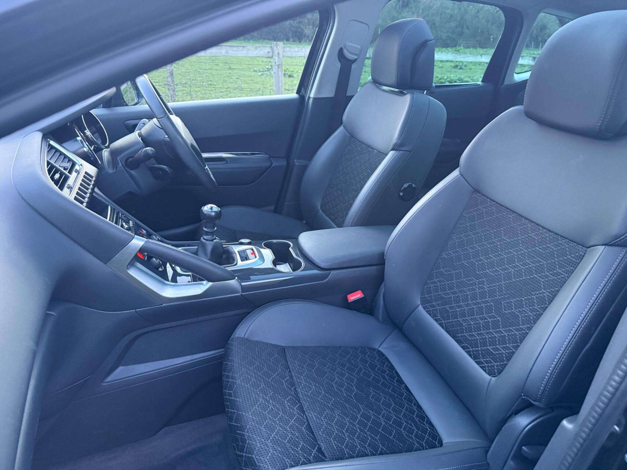 2016 PEUGEOT 3008 2016 PEUGEOT 3008