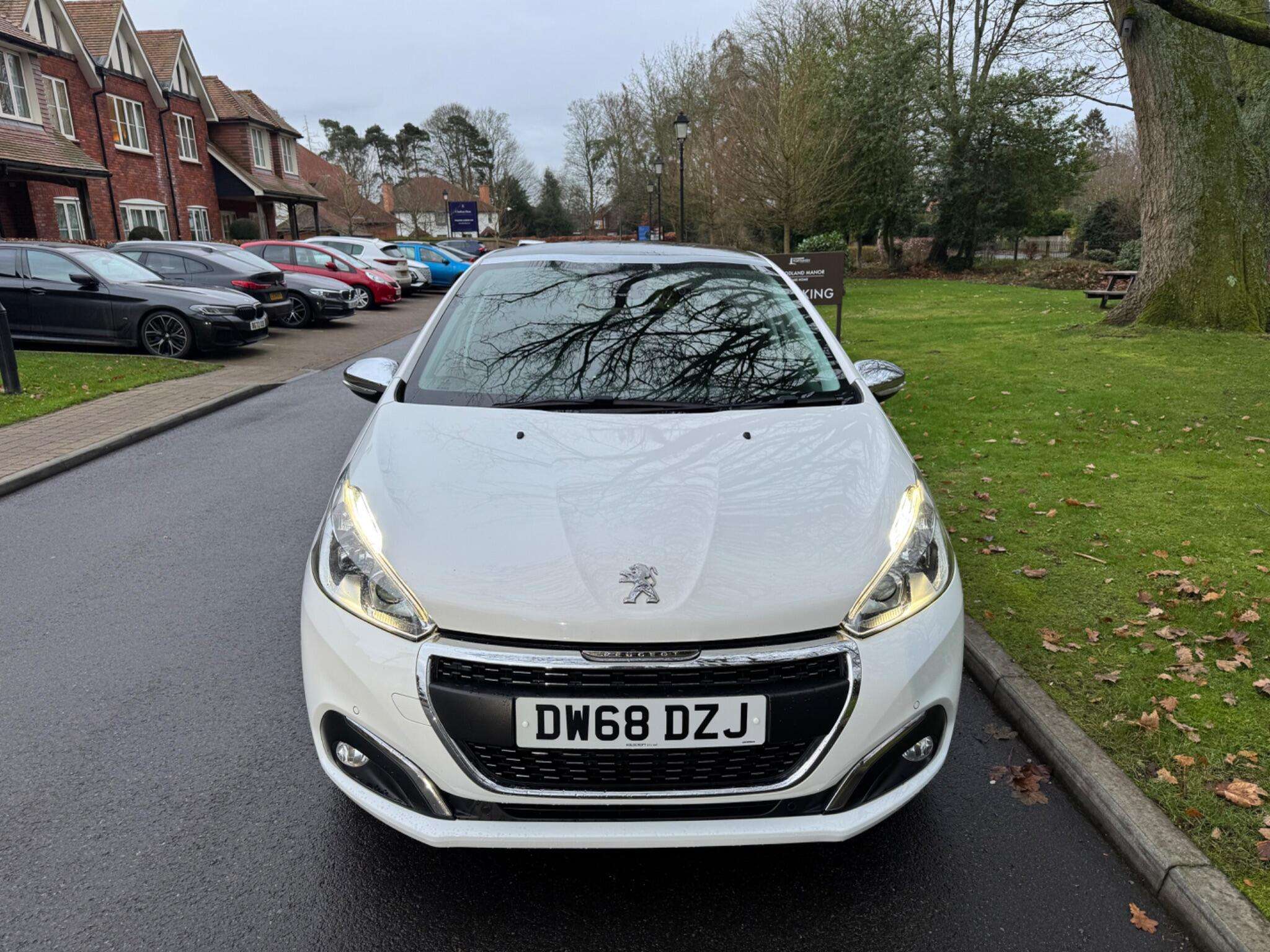 2019 PEUGEOT 208 2019 PEUGEOT 208