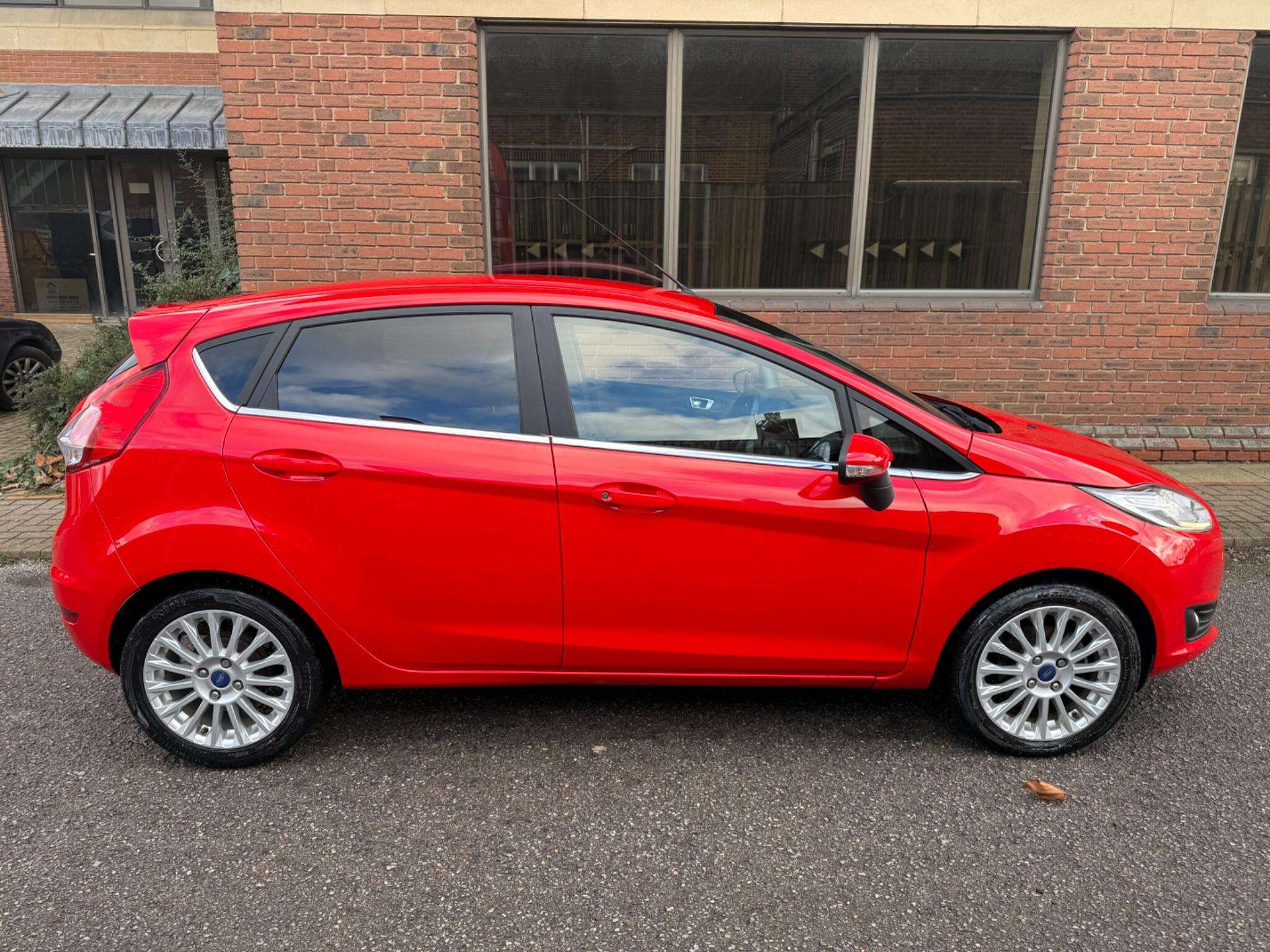 2015 FORD FIESTA 2015 FORD FIESTA