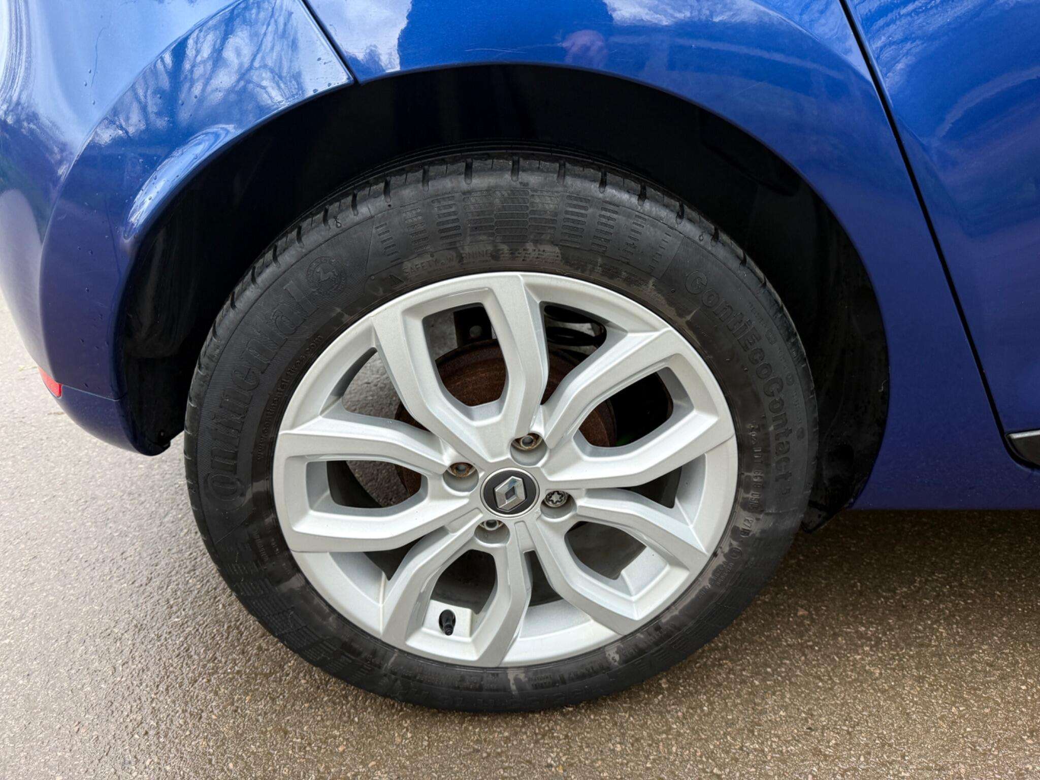 2017 RENAULT CLIO 2017 RENAULT CLIO