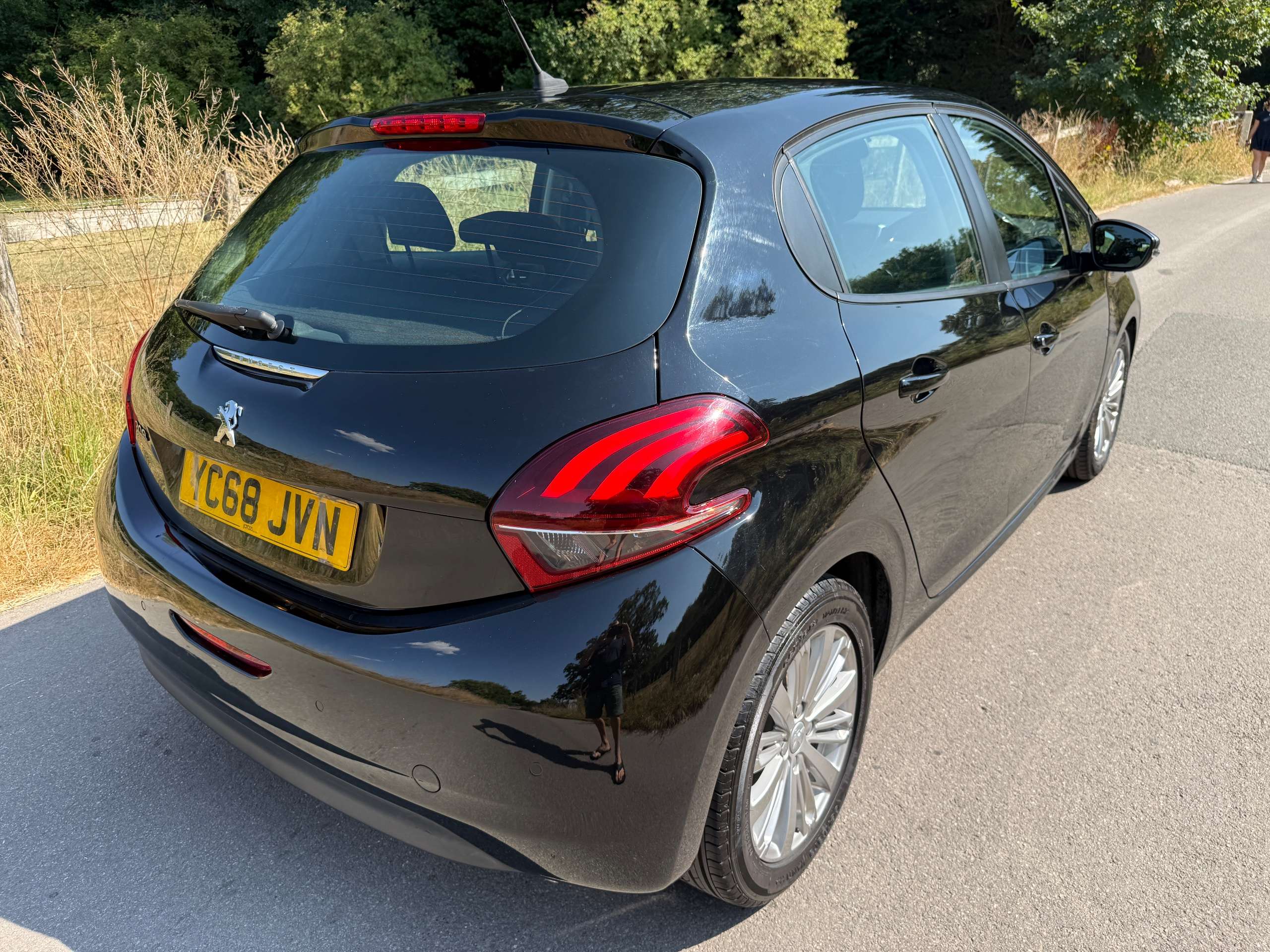 2018 PEUGEOT 208 2018 PEUGEOT 208