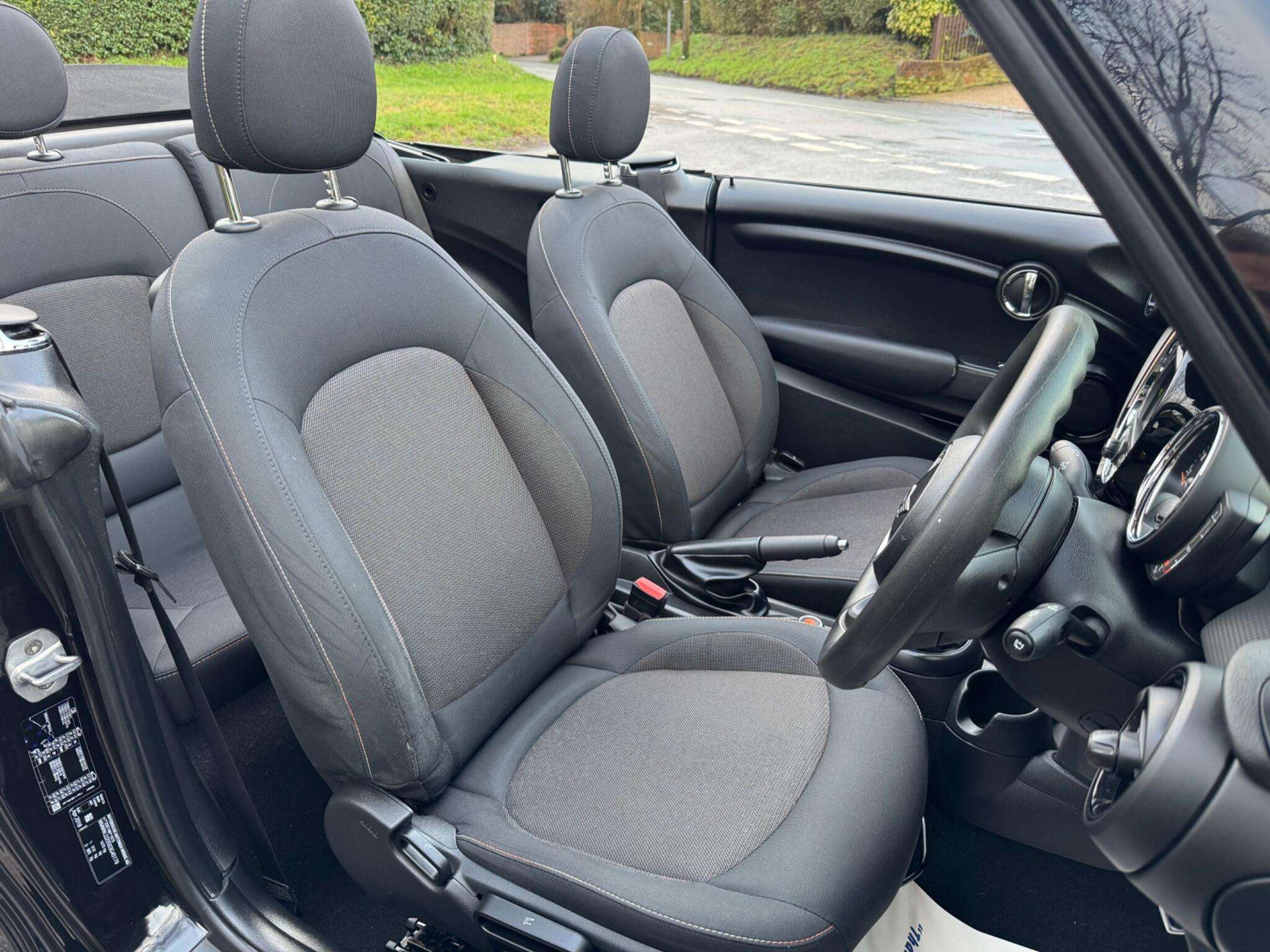 2018 MINI CONVERTIBLE 2018 MINI CONVERTIBLE