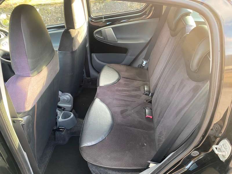 2010 TOYOTA AYGO 2010 TOYOTA AYGO