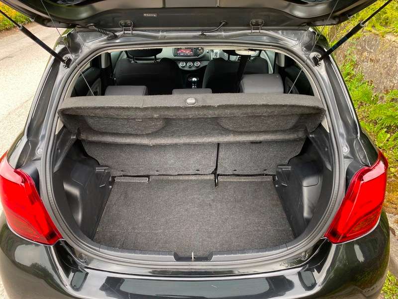 2016 TOYOTA YARIS 2016 TOYOTA YARIS