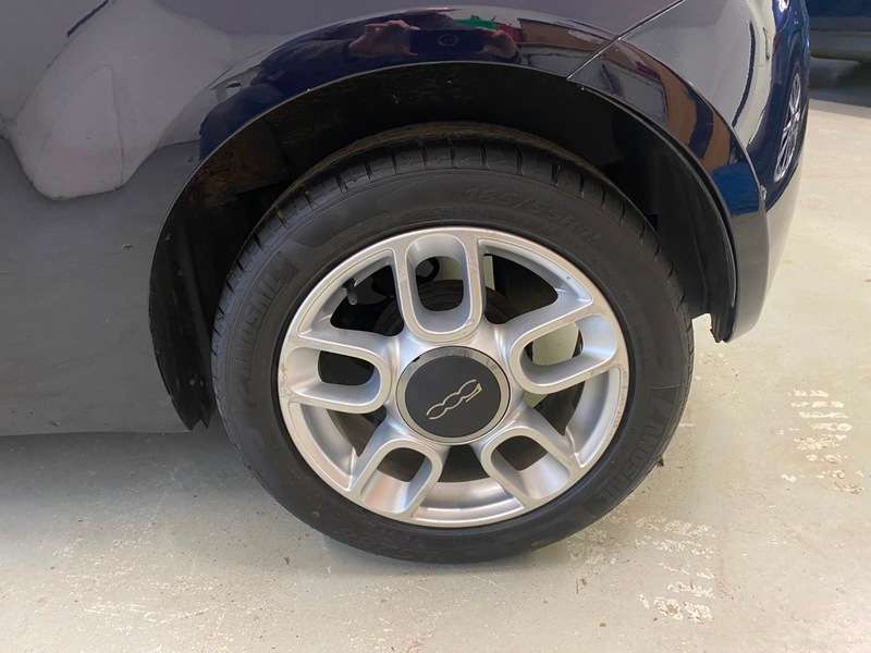 2010 FIAT 500 2010 FIAT 500