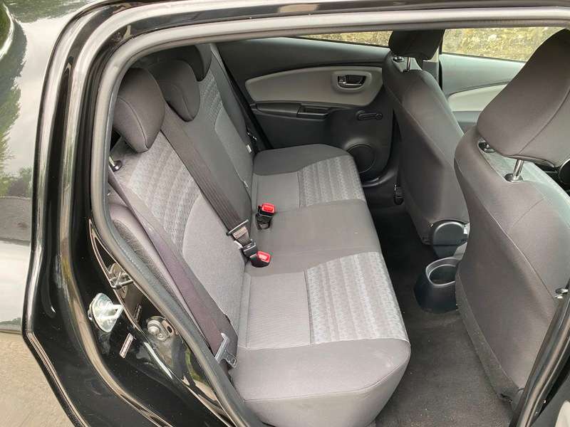 2016 TOYOTA YARIS 2016 TOYOTA YARIS