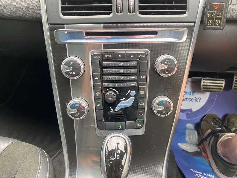 2015 VOLVO XC60 2015 VOLVO XC60