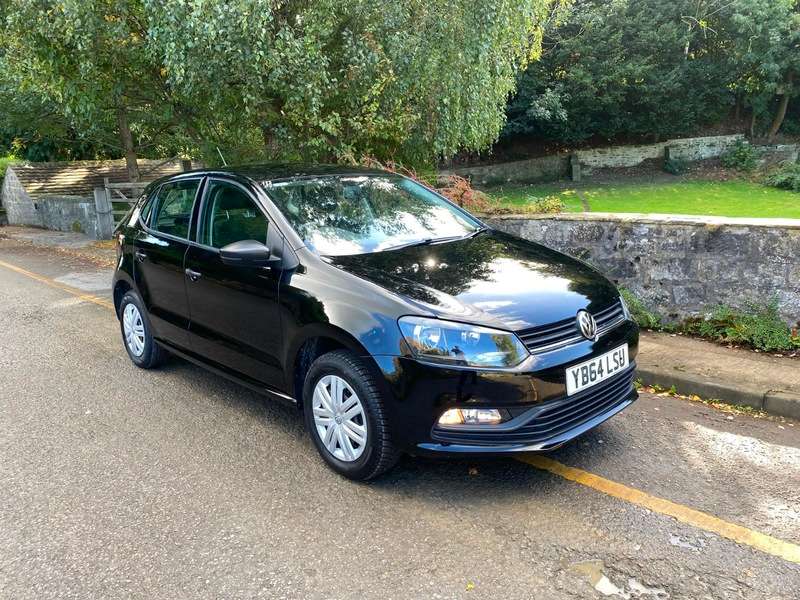 A 2015 VOLKSWAGEN POLO S AC A 2015 VOLKSWAGEN POLO S AC