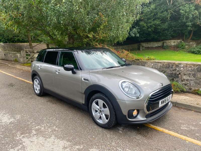 A 2018 MINI CLUBMAN 1.5 Cooper Estate 6dr Petrol Auto Euro 6 (s/s) (136 ps) A 2018 MINI CLUBMAN 1.5 Cooper Estate 6dr Petrol Auto Euro 6 (s/s) (136 ps)