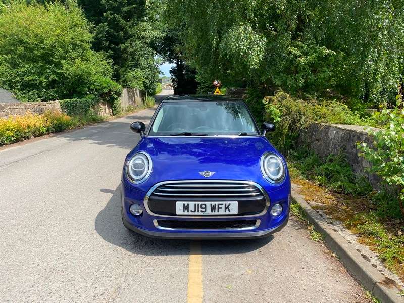 A 2019 MINI HATCH 1.5 Cooper Exclusive Hatchback 5dr Petrol Manual Euro 6 (s/s) (136 ps) A 2019 MINI HATCH 1.5 Cooper Exclusive Hatchback 5dr Petrol Manual Euro 6 (s/s) (136 ps)