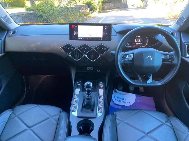 2020 DS AUTOMOBILES 3 2020 DS AUTOMOBILES 3