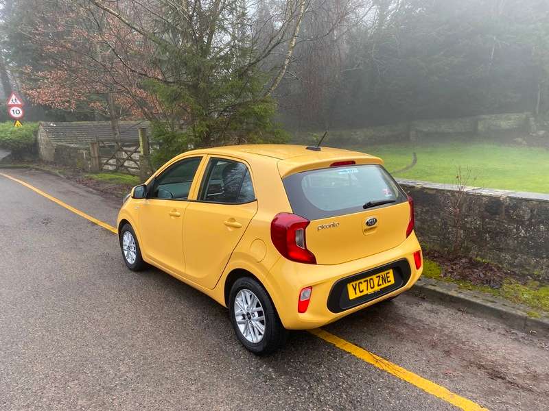 A 2020 KIA PICANTO 1.0 2 Hatchback 5dr Petrol Manual Euro 6 (s/s) (66 bhp) A 2020 KIA PICANTO 1.0 2 Hatchback 5dr Petrol Manual Euro 6 (s/s) (66 bhp)