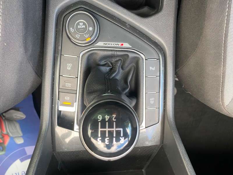 2016 VOLKSWAGEN TIGUAN 2016 VOLKSWAGEN TIGUAN