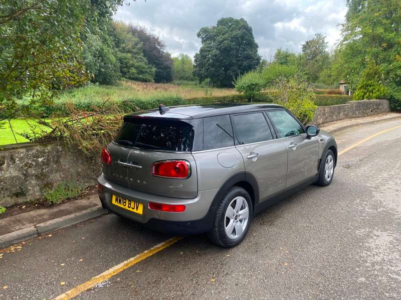 A 2018 MINI CLUBMAN 1.5 Cooper Estate 6dr Petrol Auto Euro 6 (s/s) (136 ps) A 2018 MINI CLUBMAN 1.5 Cooper Estate 6dr Petrol Auto Euro 6 (s/s) (136 ps)
