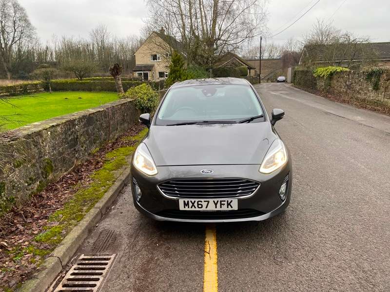 A 2017 FORD FIESTA 1.1 Ti-VCT Zetec Hatchback 5dr Petrol Manual Euro 6 (s/s) (85 ps) A 2017 FORD FIESTA 1.1 Ti-VCT Zetec Hatchback 5dr Petrol Manual Euro 6 (s/s) (85 ps)