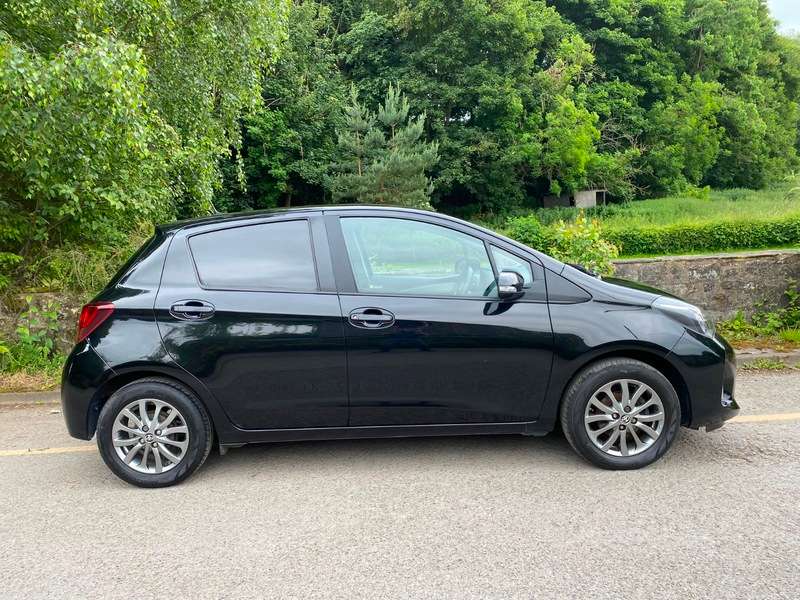 2016 TOYOTA YARIS 2016 TOYOTA YARIS