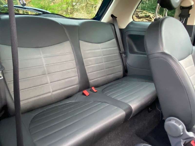 2010 FIAT 500 2010 FIAT 500