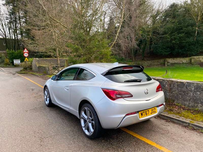 A 2017 VAUXHALL ASTRA GTC 1.4i Turbo Limited Edition Coupe 3dr Petrol Manual Euro 6 (s/s) (120 ps) A 2017 VAUXHALL ASTRA GTC 1.4i Turbo Limited Edition Coupe 3dr Petrol Manual Euro 6 (s/s) (120 ps)