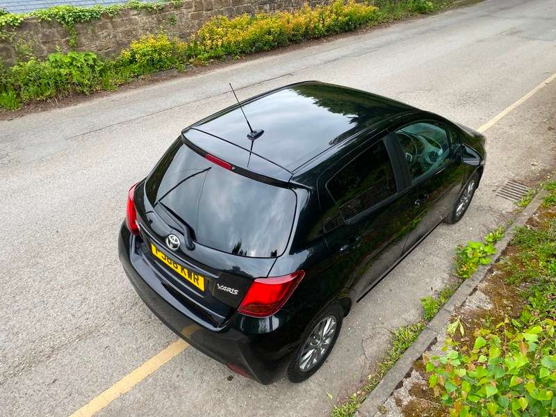 2016 TOYOTA YARIS 2016 TOYOTA YARIS