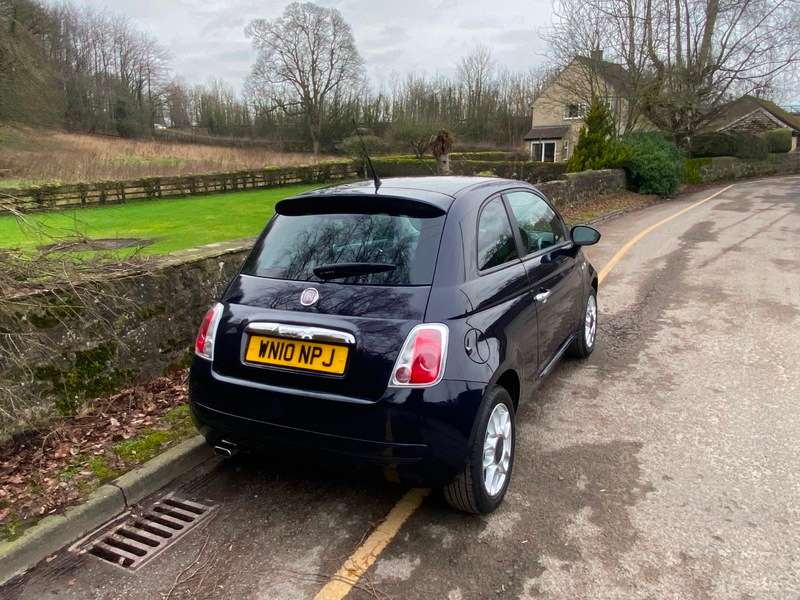 2010 FIAT 500 2010 FIAT 500