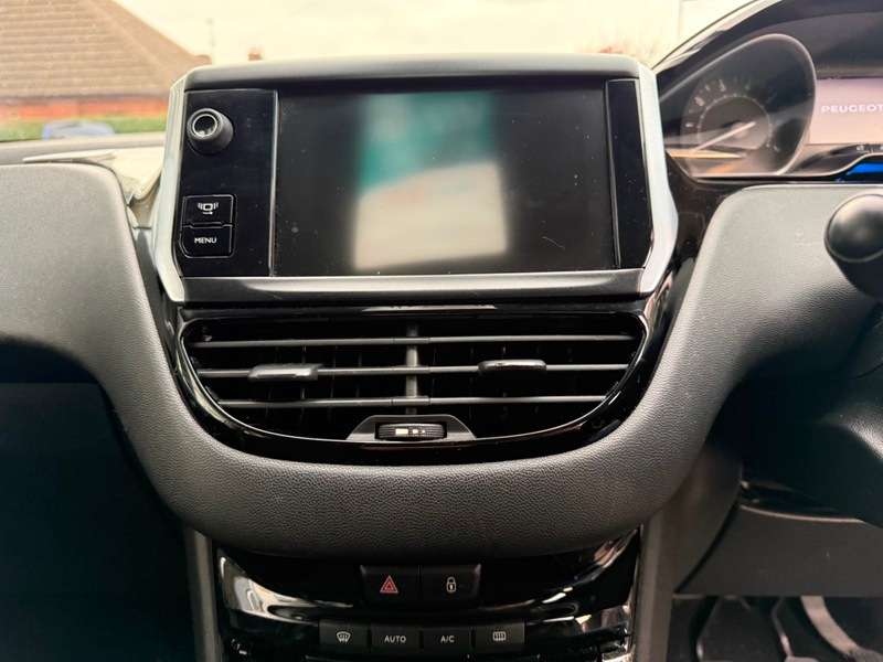 2012 PEUGEOT 208 2012 PEUGEOT 208