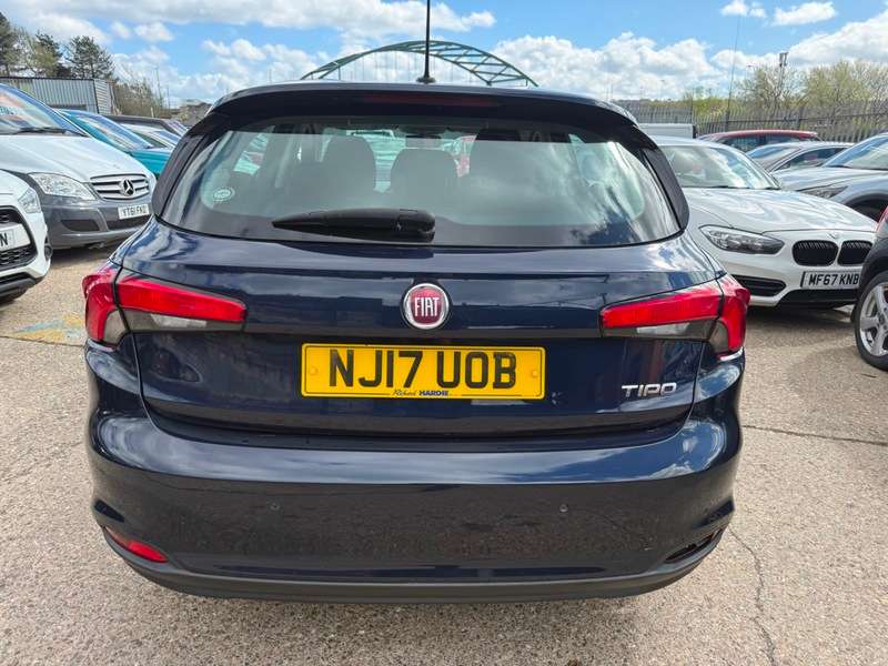 2017 FIAT TIPO 2017 FIAT TIPO
