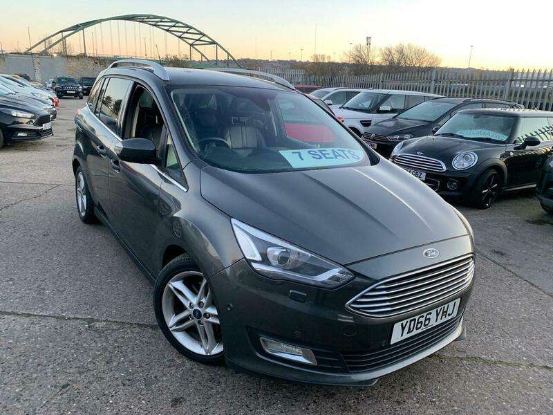 A 2016 FORD GRAND C-MAX 2.0 TDCi Titanium X Euro 6 (s/s) 5dr A 2016 FORD GRAND C-MAX 2.0 TDCi Titanium X Euro 6 (s/s) 5dr