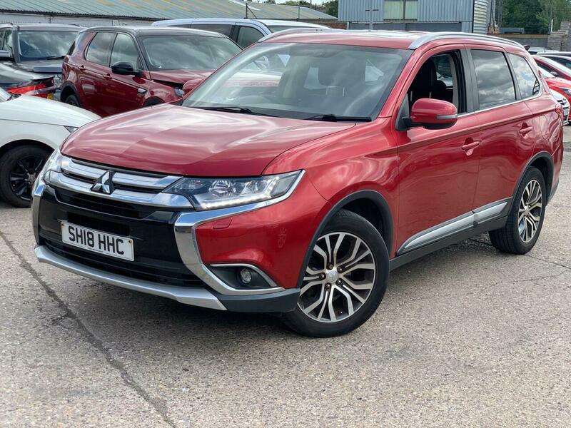 A 2018 MITSUBISHI OUTLANDER 2.2 DI-D 4 4WD Euro 6 (s/s) 5dr A 2018 MITSUBISHI OUTLANDER 2.2 DI-D 4 4WD Euro 6 (s/s) 5dr