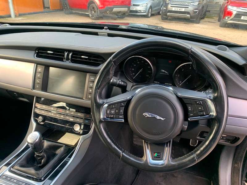 2016 JAGUAR XF 2016 JAGUAR XF