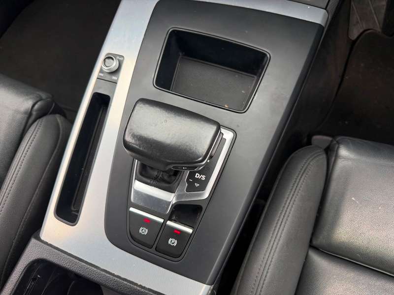 2021 AUDI Q5 2021 AUDI Q5