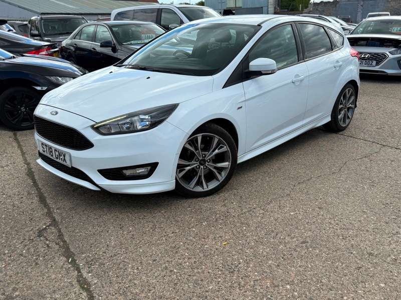 A 2018 FORD FOCUS ST-LINE A 2018 FORD FOCUS ST-LINE