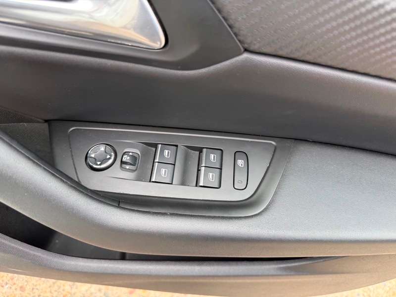 2021 PEUGEOT 508 2021 PEUGEOT 508
